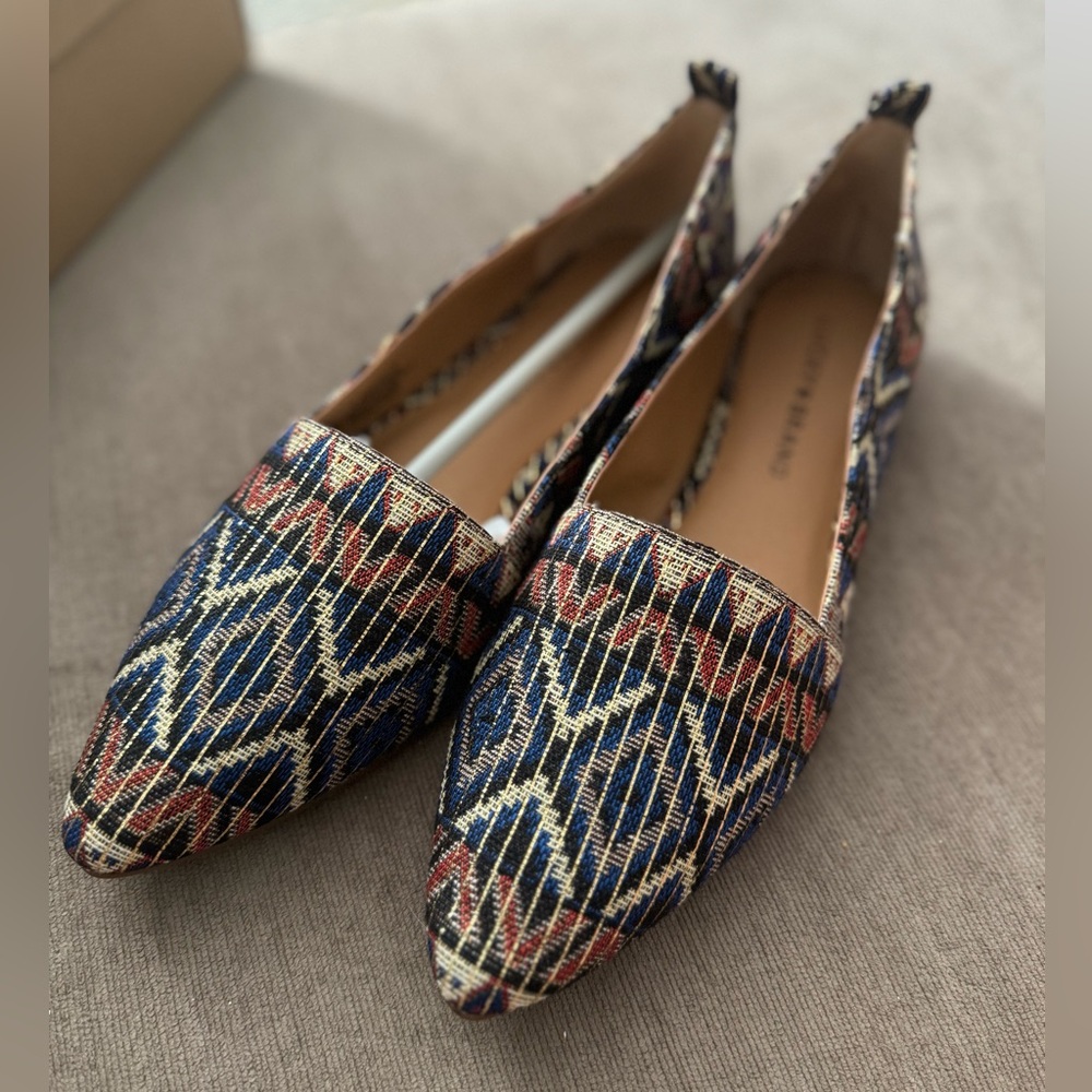 Lucky Beechmer Pointed Flat size 7.5 - NWT